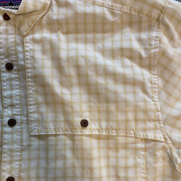 Men’s Patagonia Shirt | Short Sleeve - Picture 8 of 9